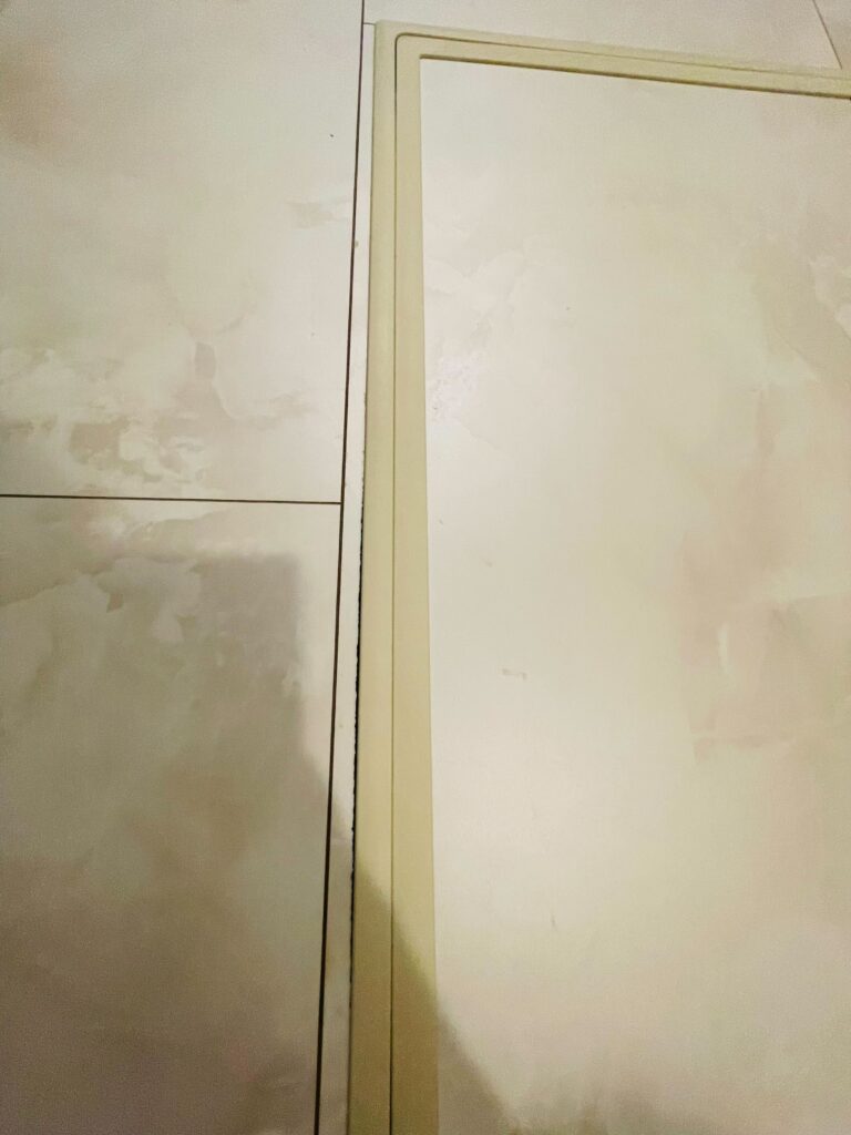 洗面室床画像